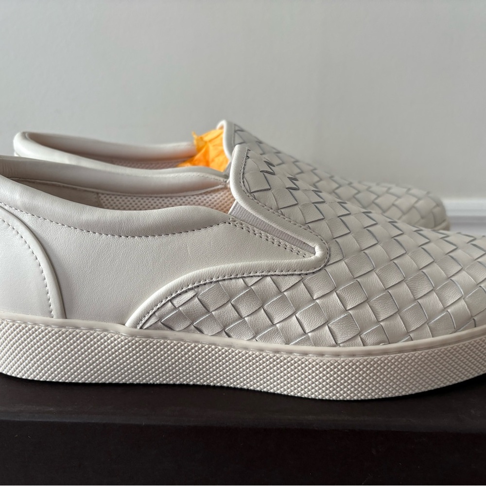 Bottega Veneta Intrecciato White Leather Sneakers BNIB (authentic)